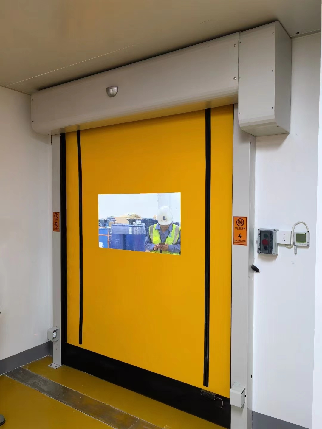 High-speed doors