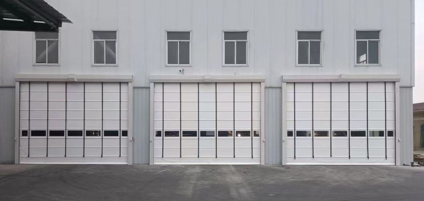 Large fast stacking doors