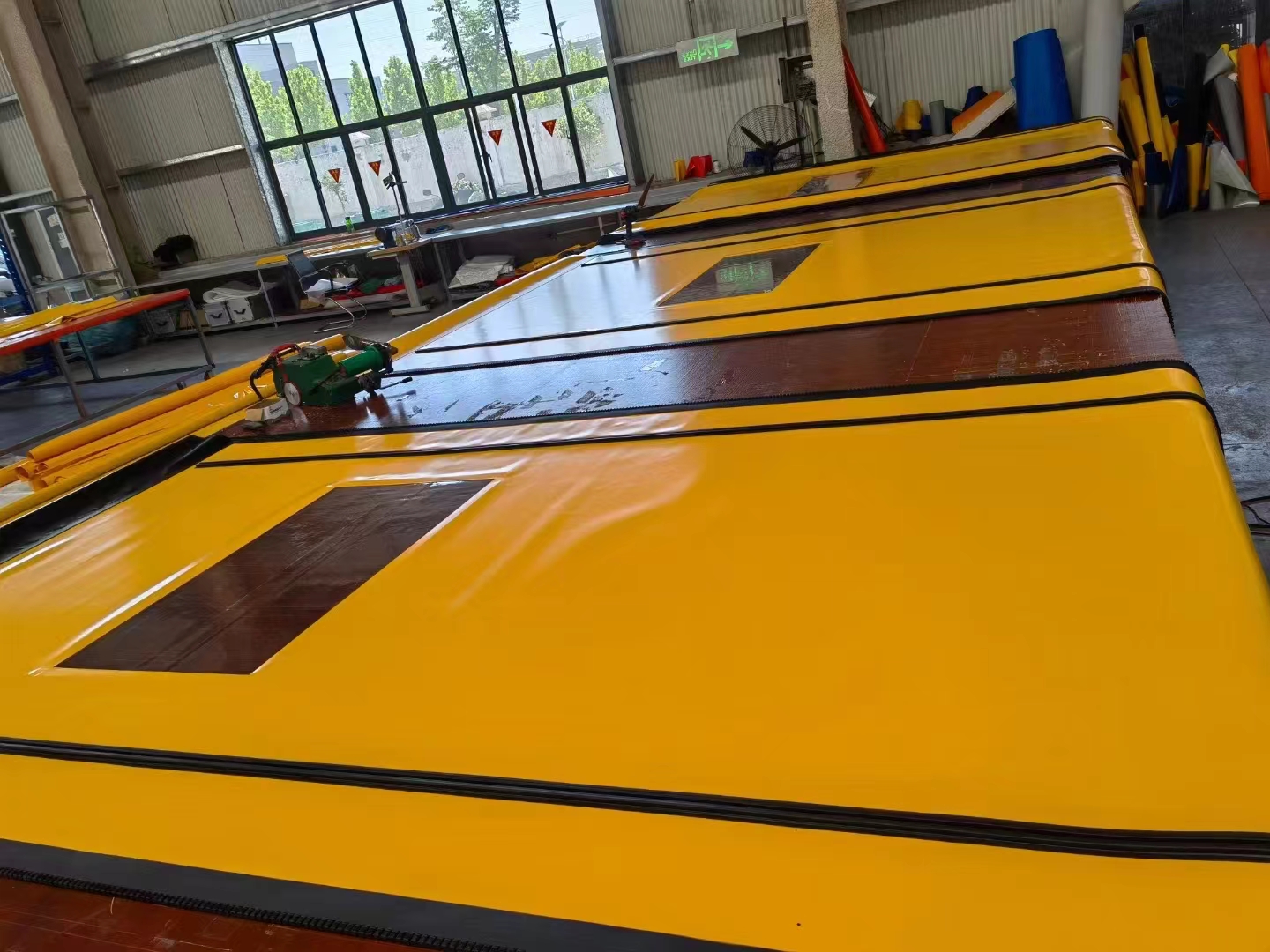 High-speed doors