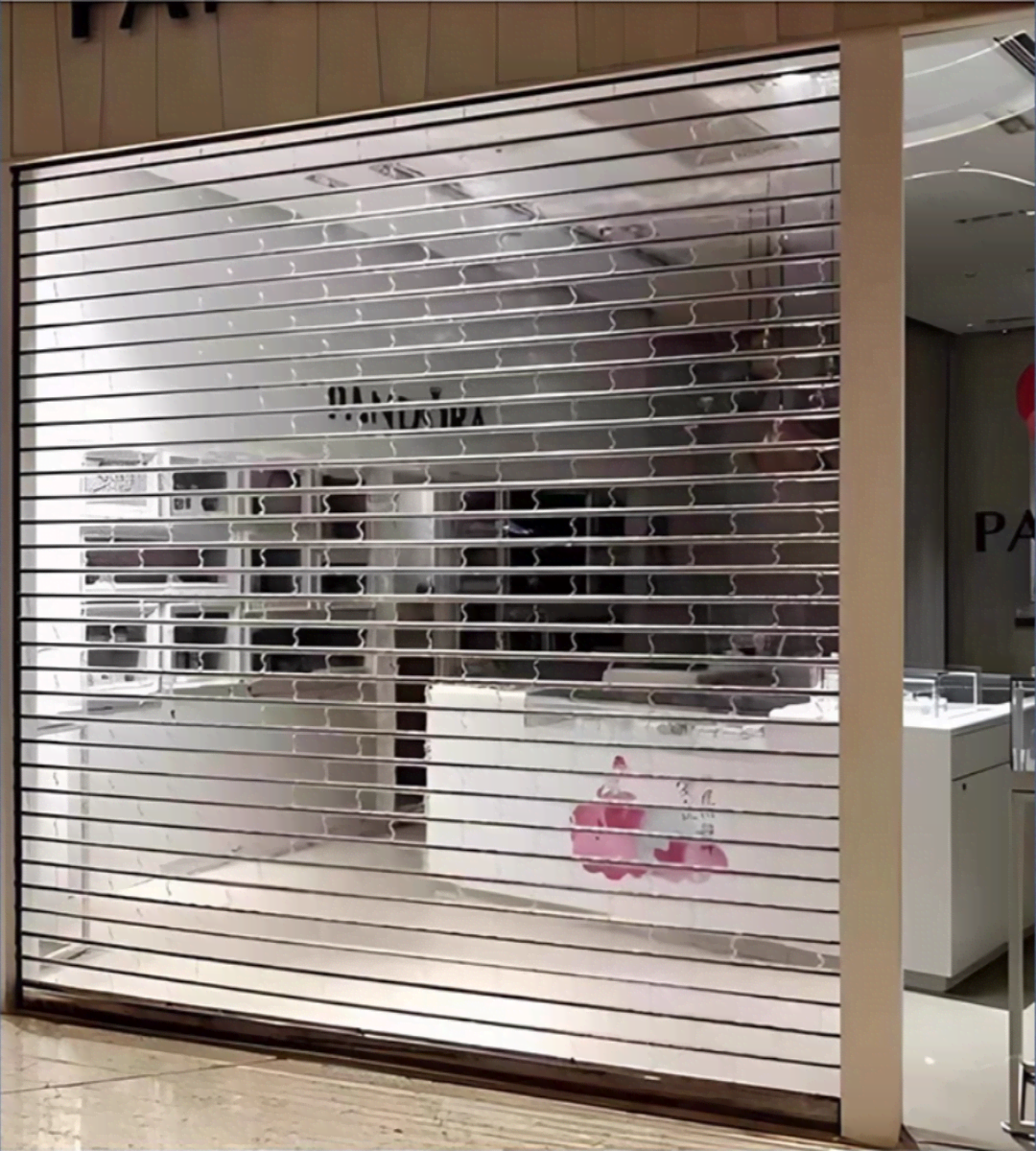 Premium Transparent PC Crystal Display Tubes for Retail Merchandising